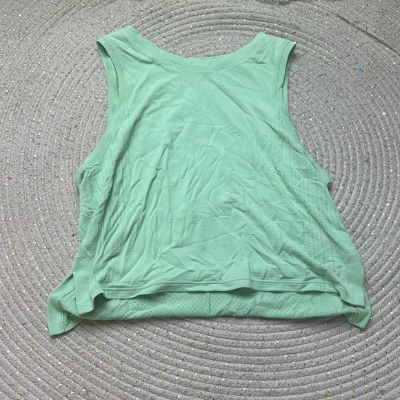 Lululemon tank top - Picture 1 of 3